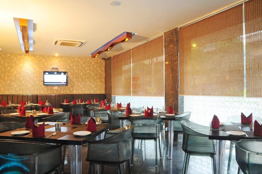 Hotel Gulnar New Delhi Luaran gambar