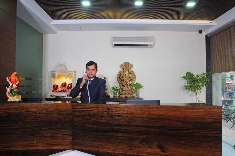 Hotel Gulnar New Delhi Luaran gambar