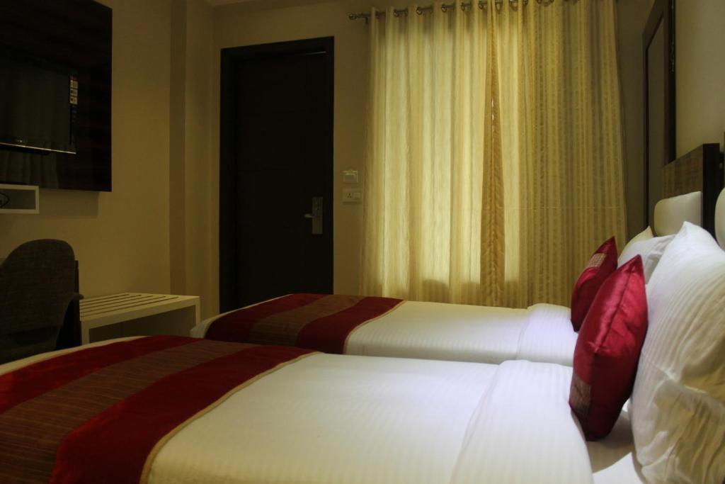 Hotel Gulnar New Delhi Bilik gambar