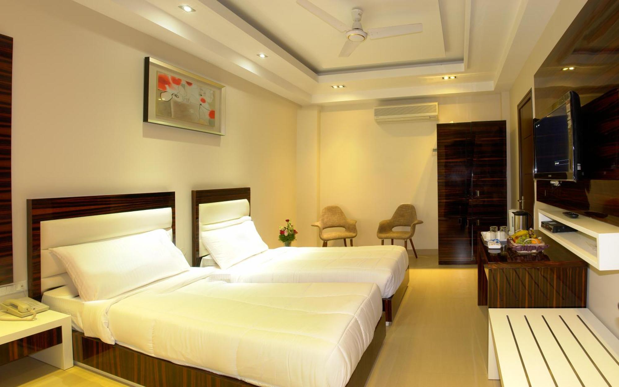 Hotel Gulnar New Delhi Luaran gambar