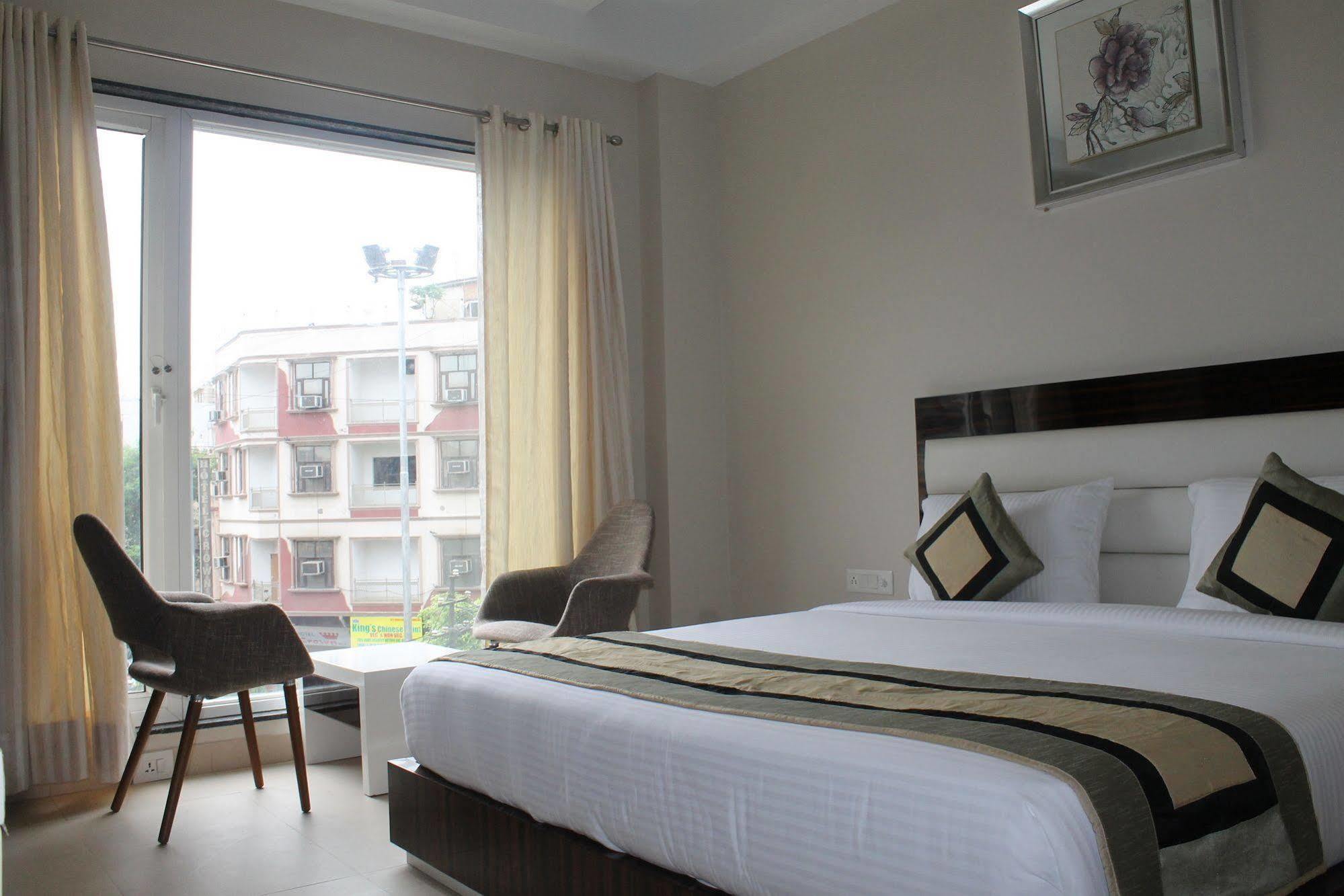 Hotel Gulnar New Delhi Bilik gambar