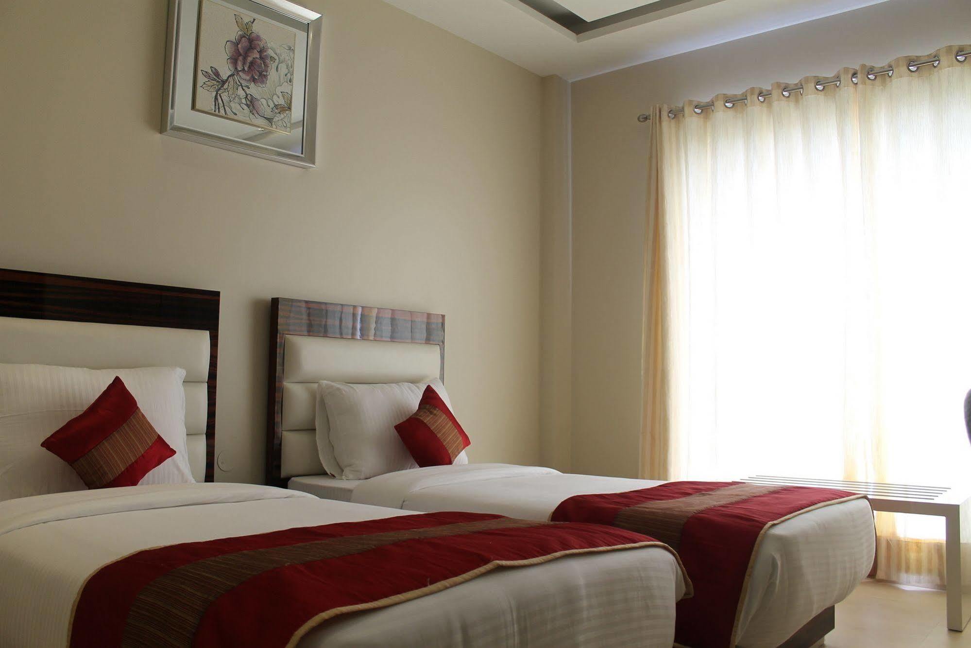 Hotel Gulnar New Delhi Bilik gambar